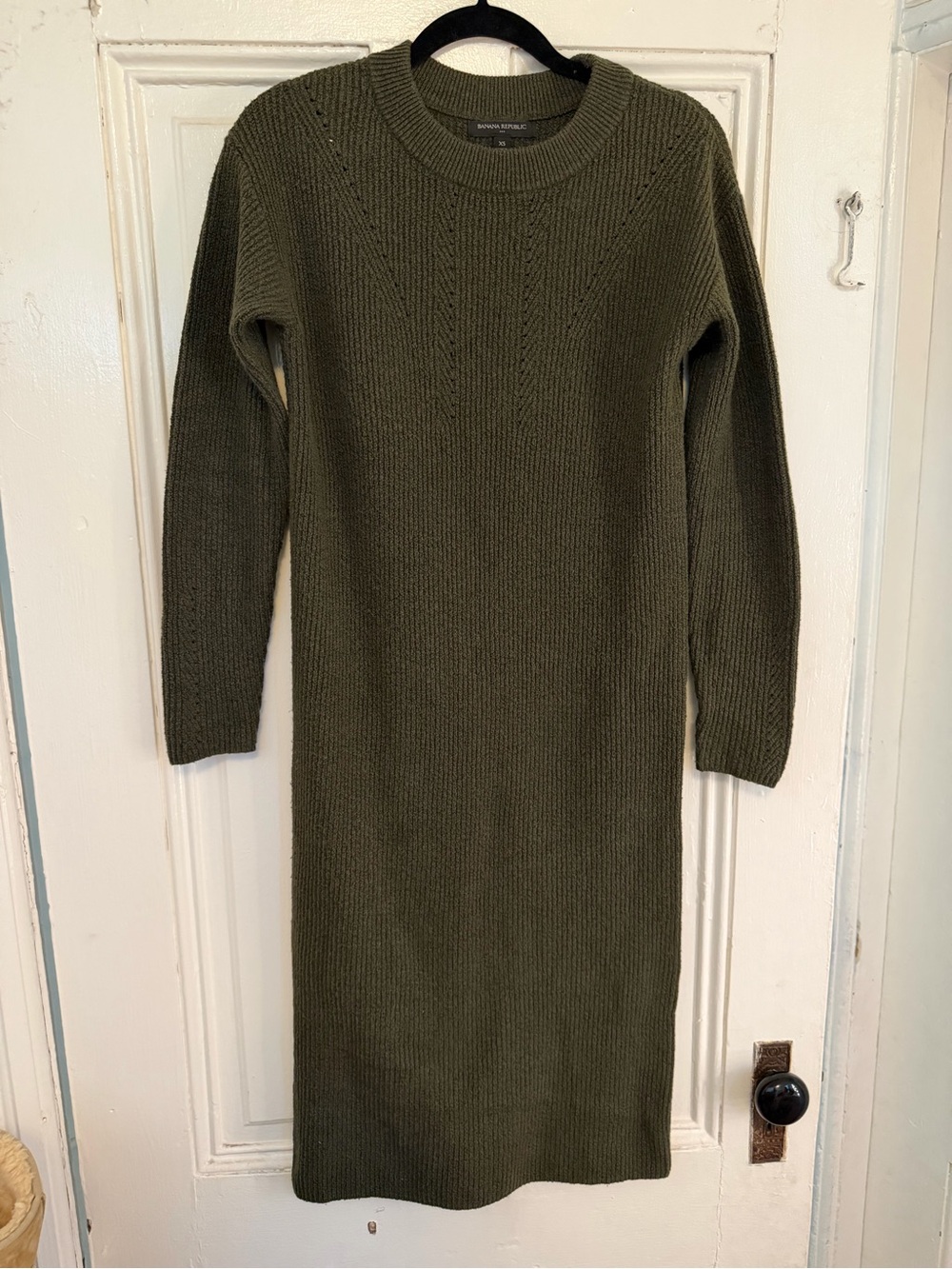 Banana republic cutest nwot. Size XS Olive Green Knit Sweater Dress